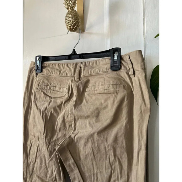 G.H. Bass & Co women’s size 8 khaki pants - Picture 6 of 6